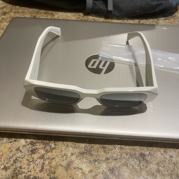 BRAND NEW AUTHENTIC PRADA SUNGLASSES - Picture 6 of 10